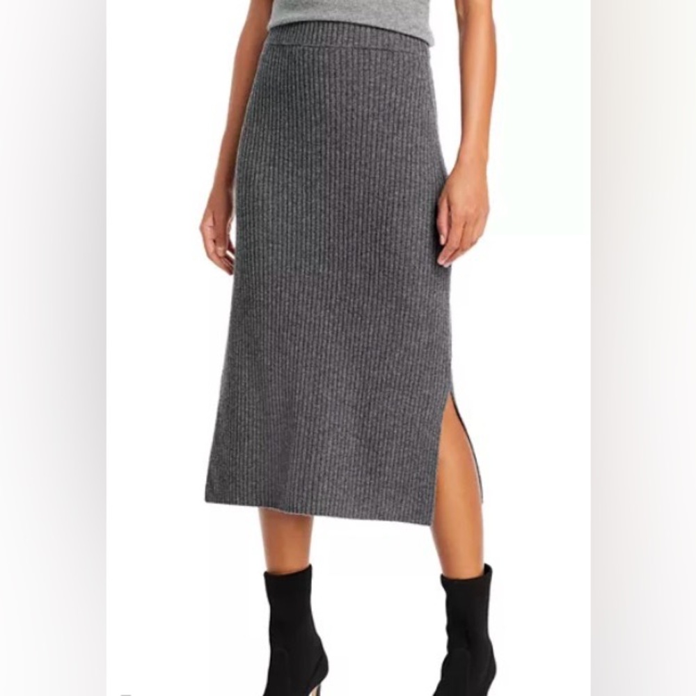 HUGO BOSS Charcoal Grey Ribbed Wool and Cashmere Blend MIDI Skirt Size M NWT